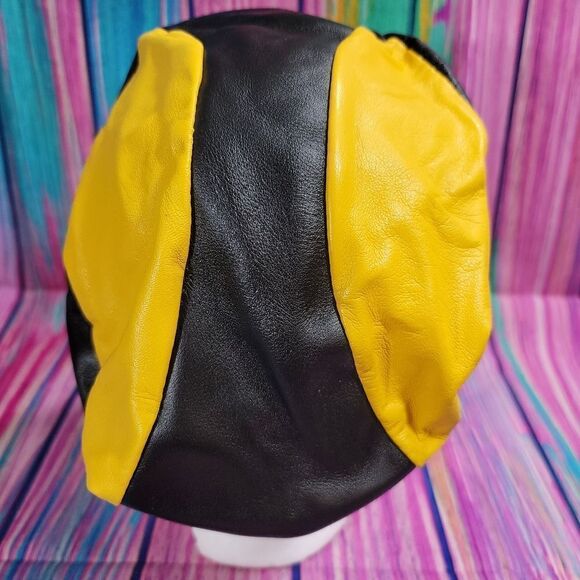 Black and Gold Solid Leather Motorcycle Riders Breeze Cap - Picture 3 of 4